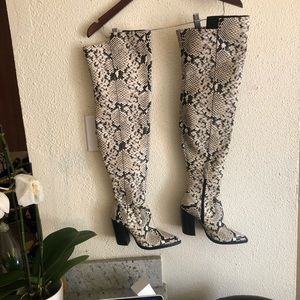 Vince Camuto cottara boots